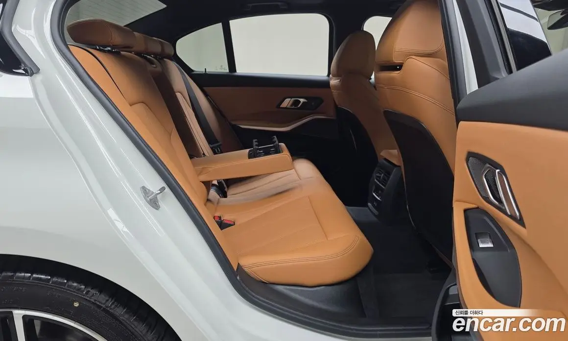 BMW 3 серия 2026 2.0 автомат (гидро), фото 18 BMW 3 серия 2026 2.0 автомат (гидро), фото 18