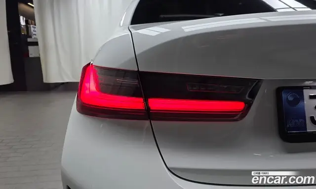 BMW 3 серия 2026 2.0 автомат (гидро), миниатюра 9 BMW 3 серия 2026 2.0 автомат (гидро), миниатюра 9