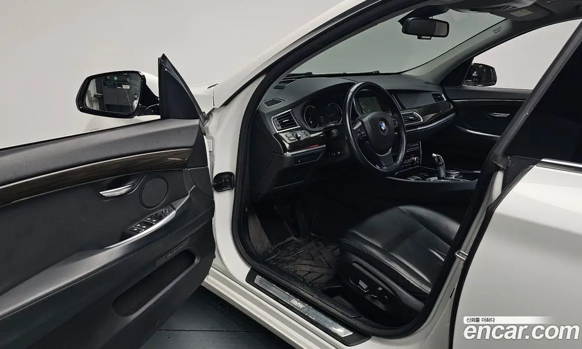 BMW 5 серия 2015 2.0 автомат (гидро), фото 12 BMW 5 серия 2015 2.0 автомат (гидро), фото 12