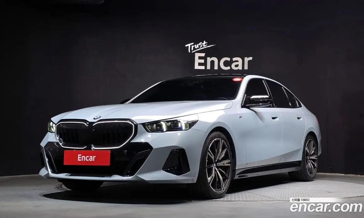 BMW 5 серия 2024 2.0 автомат (гидро), фото 1 BMW 5 серия 2024 2.0 автомат (гидро), фото 1