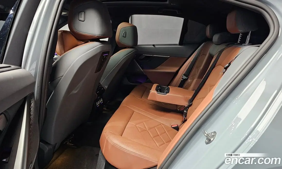 BMW 5 серия 2024 2.0 автомат (гидро), фото 17 BMW 5 серия 2024 2.0 автомат (гидро), фото 17