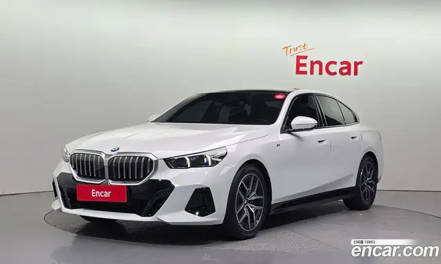 BMW 5 серия, 2025, 11 701 км