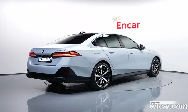 BMW 5 серия 2025 2.0 автомат (гидро), миниатюра 2