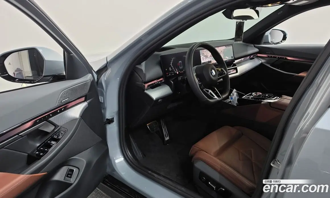 BMW 5 серия 2025 2.0 автомат (гидро), фото 13