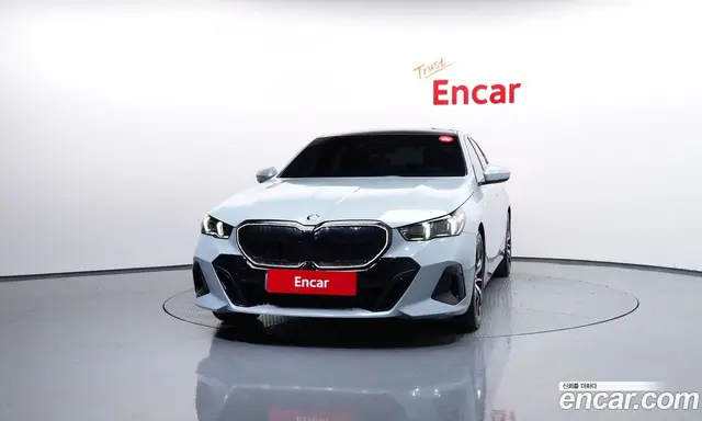 BMW 5 серия 2025 2.0 автомат (гидро), миниатюра 3
