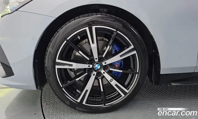 BMW 5 серия 2025 2.0 автомат (гидро), миниатюра 5