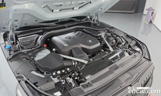 BMW 5 серия 2025 2.0 автомат (гидро), миниатюра 6