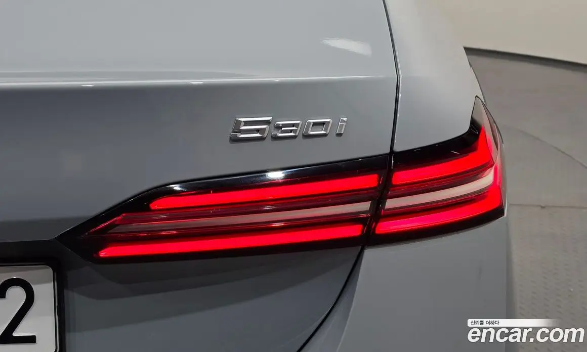BMW 5 серия 2025 2.0 автомат (гидро), фото 9