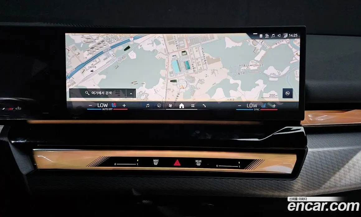 BMW 5 серия 2025 2.0 автомат (гидро), фото 12 BMW 5 серия 2025 2.0 автомат (гидро), фото 12