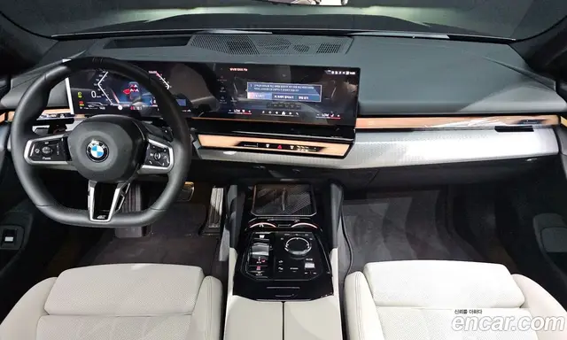 BMW 5 серия 2025 2.0 автомат (гидро), миниатюра 7 BMW 5 серия 2025 2.0 автомат (гидро), миниатюра 7