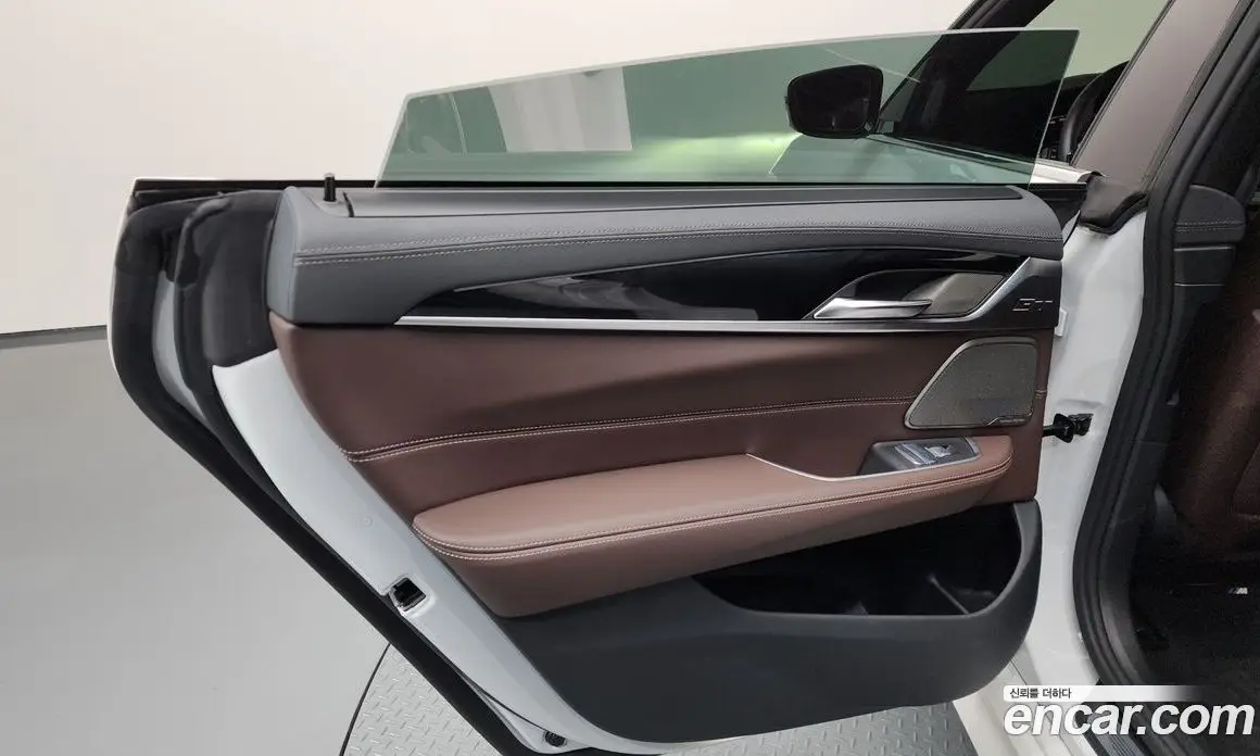 BMW 6 серия 2023 3.0 автомат (гидро), фото 15