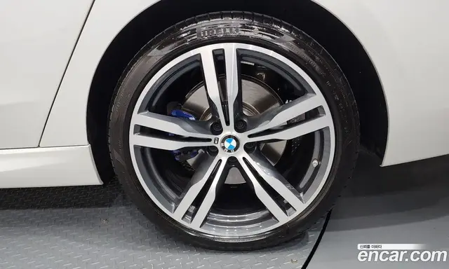 BMW 6 серия 2023 3.0 автомат (гидро), миниатюра 7