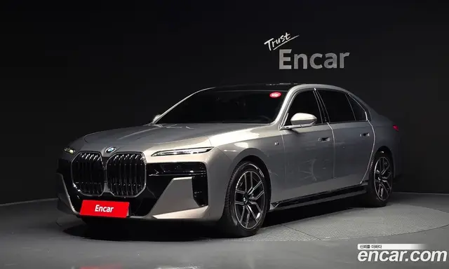 BMW 7 серия, 2023, 55 301 км