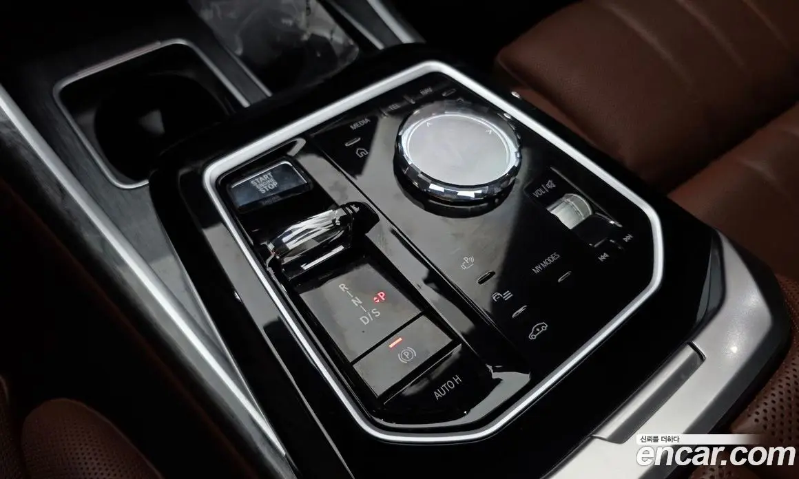 BMW 7 серия 2023 3.0 автомат (гидро), фото 12 BMW 7 серия 2023 3.0 автомат (гидро), фото 12