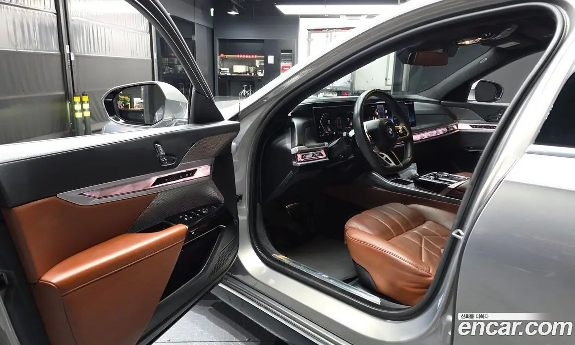 BMW 7 серия 2023 3.0 автомат (гидро), фото 13 BMW 7 серия 2023 3.0 автомат (гидро), фото 13