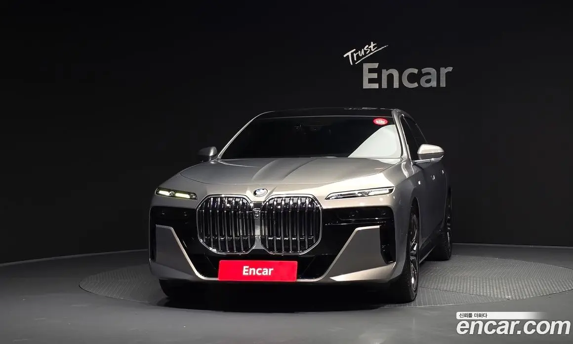 BMW 7 серия 2023 3.0 автомат (гидро), фото 3 BMW 7 серия 2023 3.0 автомат (гидро), фото 3