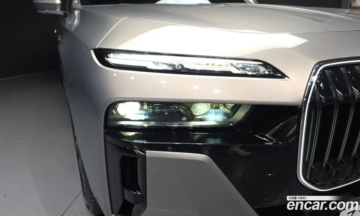 BMW 7 серия 2023 3.0 автомат (гидро), фото 8 BMW 7 серия 2023 3.0 автомат (гидро), фото 8