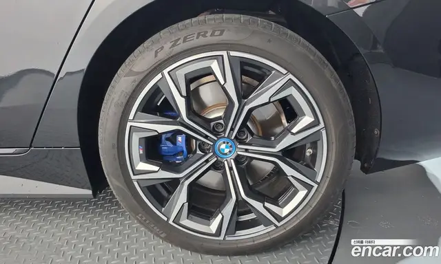 BMW i4 2023 0.2 автомат (гидро), миниатюра 7