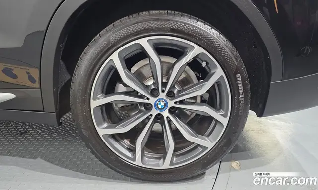 BMW X3 2021 2.0 автомат (гидро), миниатюра 7