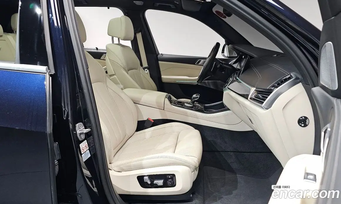 BMW X5 2022 4.4 автомат (гидро), фото 16 BMW X5 2022 4.4 автомат (гидро), фото 16
