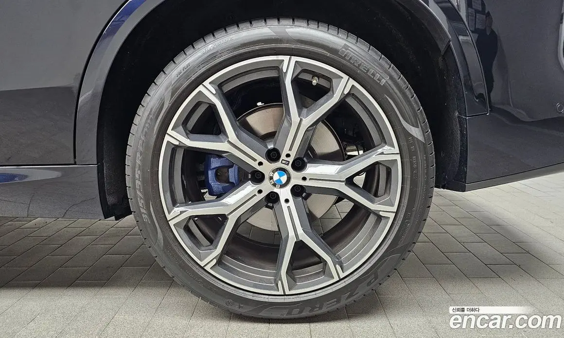 BMW X5 2025 3.0 автомат (гидро), фото 7