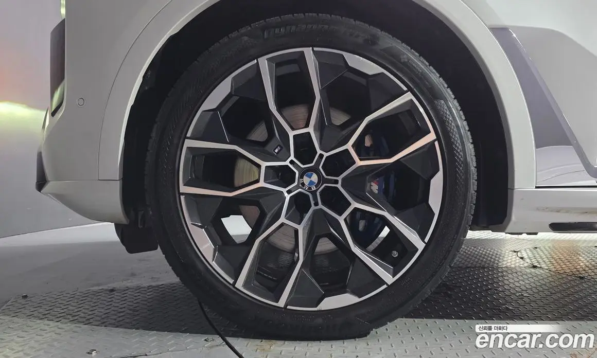 BMW X7 2023 3.0 автомат (гидро), фото 5 BMW X7 2023 3.0 автомат (гидро), фото 5