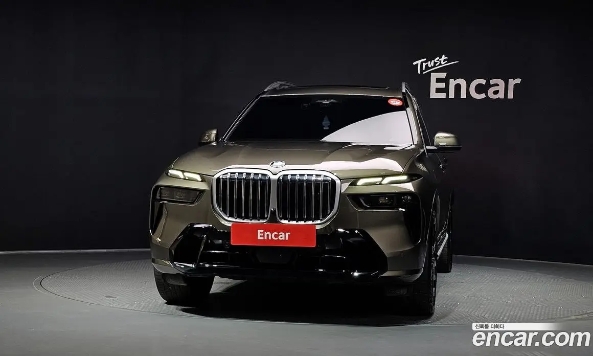 BMW X7 2023 3.0 автомат (гидро), фото 3