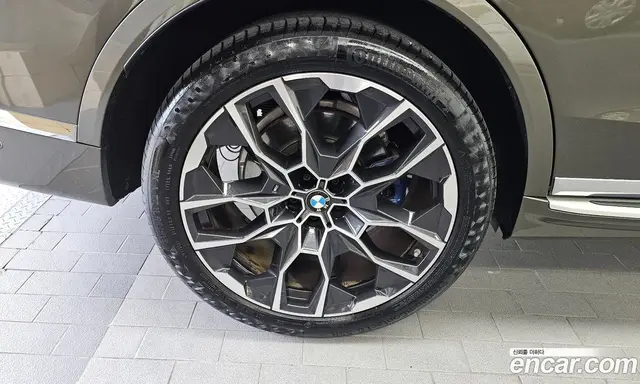 BMW X7 2023 3.0 автомат (гидро), миниатюра 5