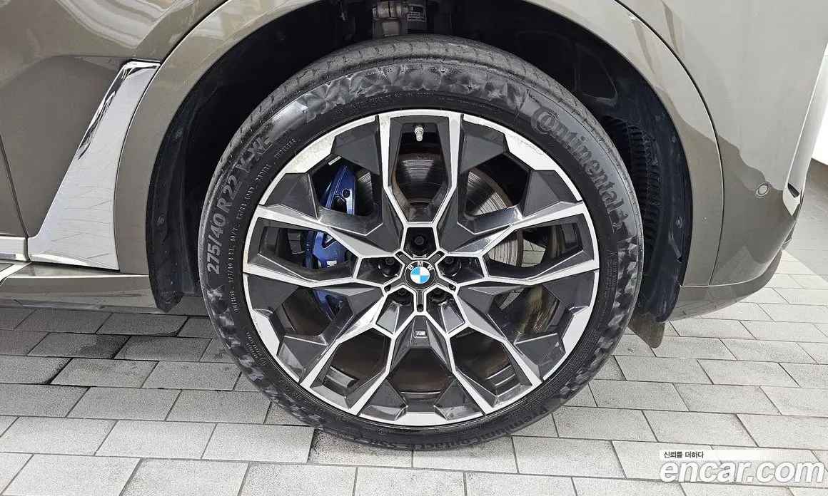 BMW X7 2023 3.0 автомат (гидро), фото 7