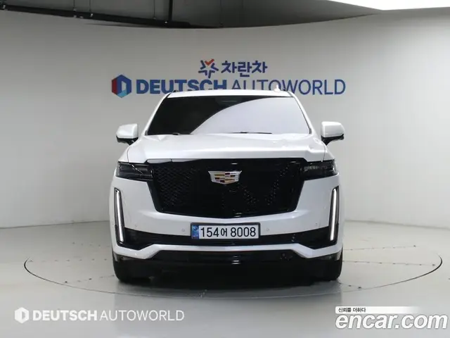Cadillac Escalade 2024 6.2 автомат (гидро), миниатюра 3