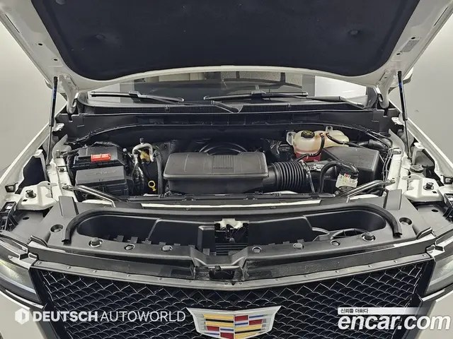 Cadillac Escalade 2024 6.2 автомат (гидро), миниатюра 7