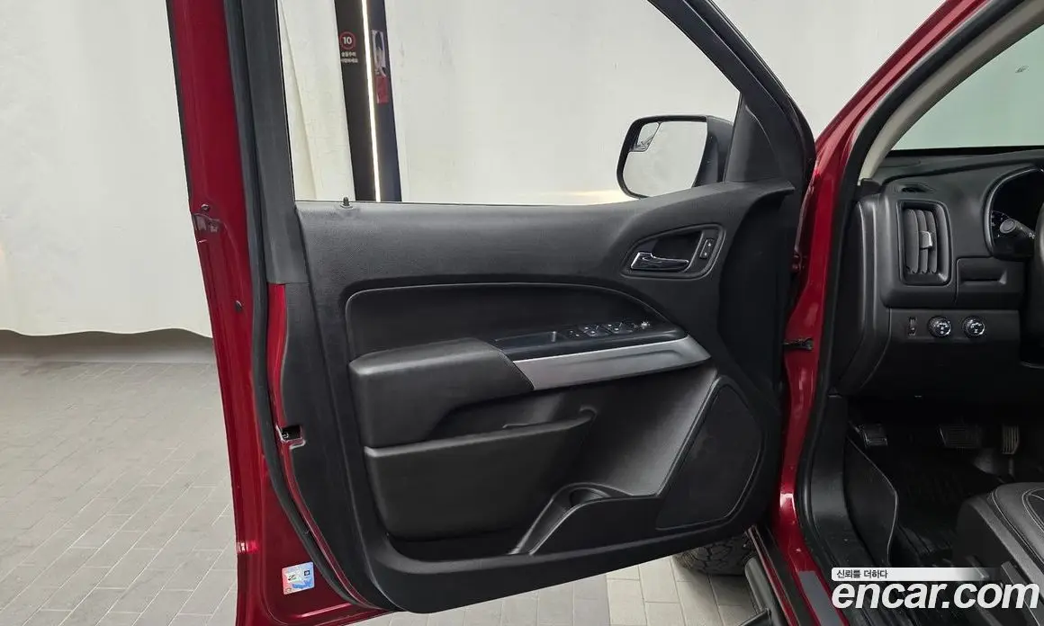 Chevrolet Colorado 2020 3.6 автомат (гидро), фото 14