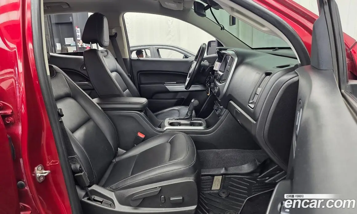 Chevrolet Colorado 2020 3.6 автомат (гидро), фото 17