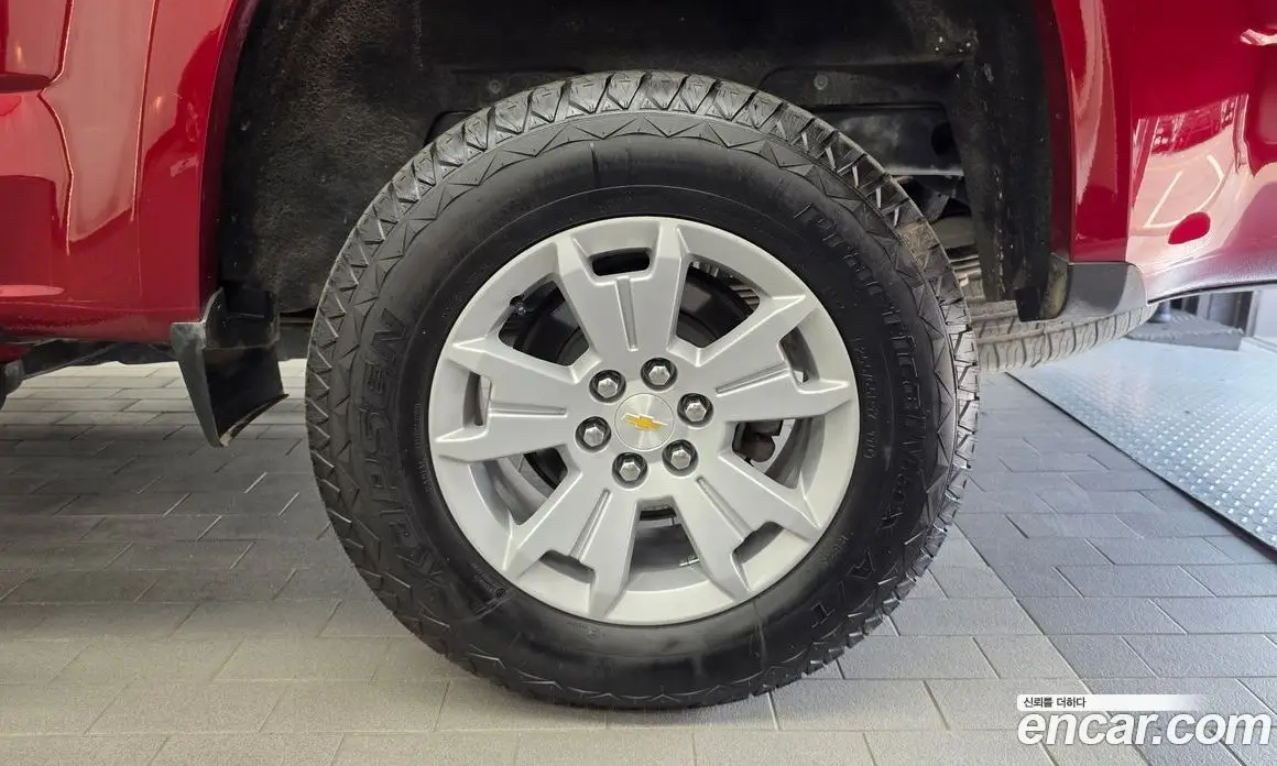 Chevrolet Colorado 2020 3.6 автомат (гидро), фото 7