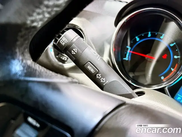 Chevrolet Cruze 2014 1.8 автомат (гидро), миниатюра 7