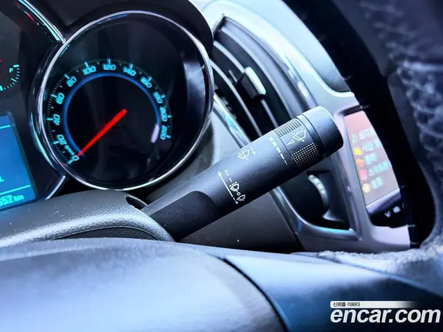 Chevrolet Cruze 2014 1.8 автомат (гидро), миниатюра 8
