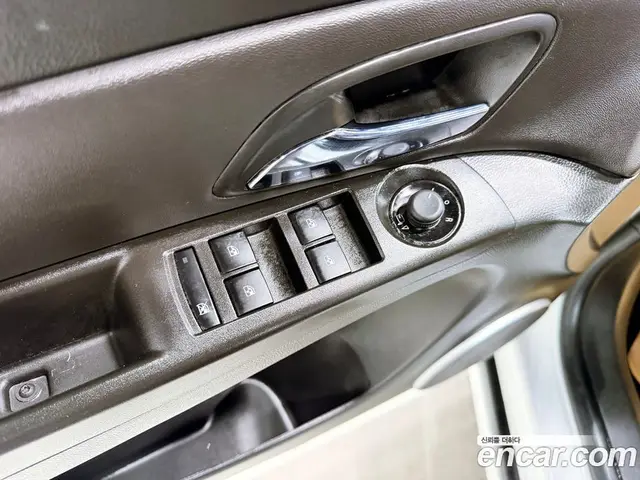 Chevrolet Cruze 2014 1.8 автомат (гидро), миниатюра 9