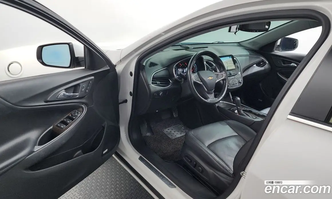 Chevrolet Malibu 2016 2.0 автомат (гидро), фото 13