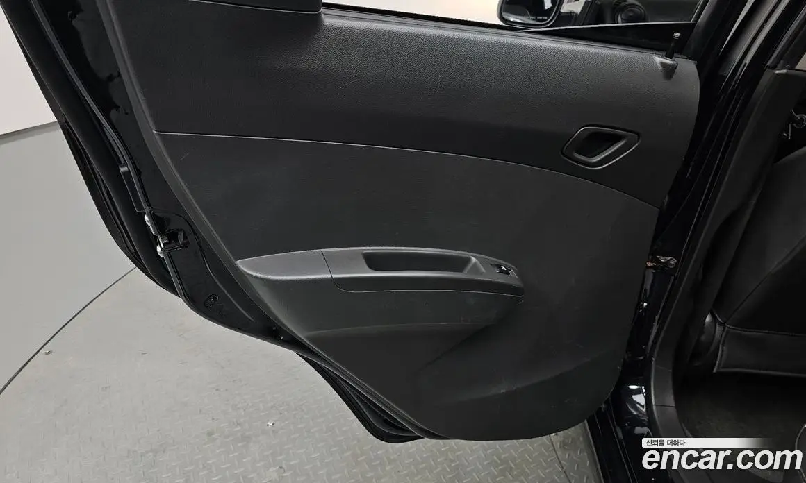 Chevrolet Spark 2012 1.0 автомат (гидро), фото 14