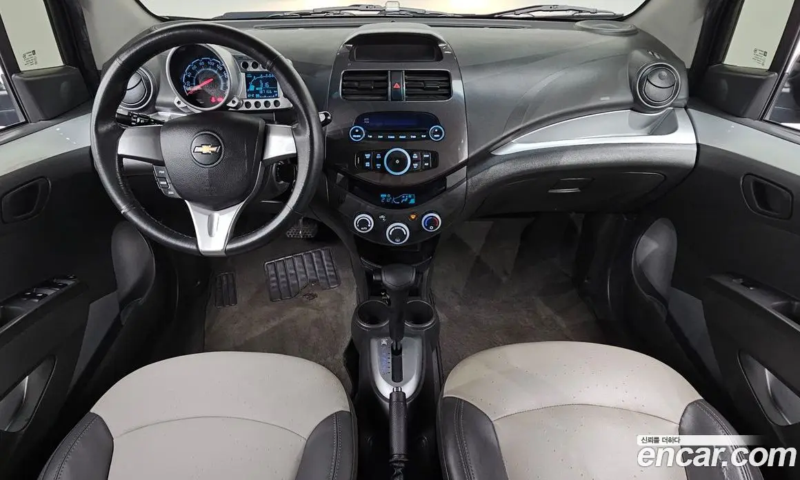 Chevrolet Spark 2012 1.0 автомат (гидро), фото 9