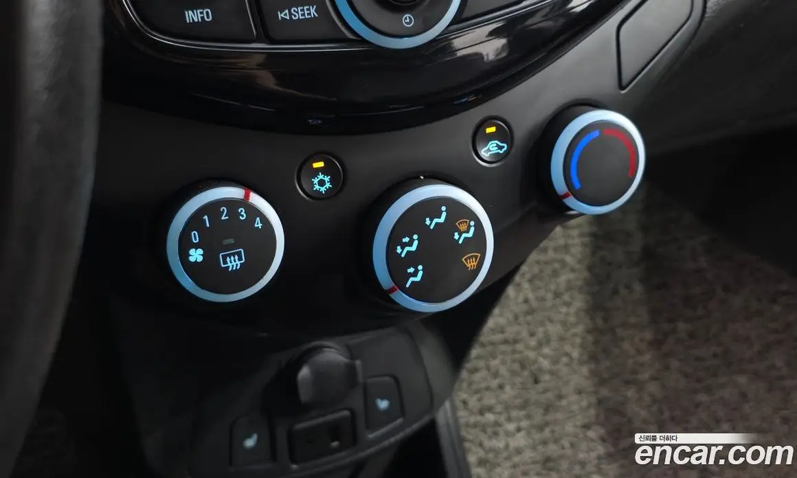 Chevrolet Spark 2014 1.0 автомат (гидро), фото 17