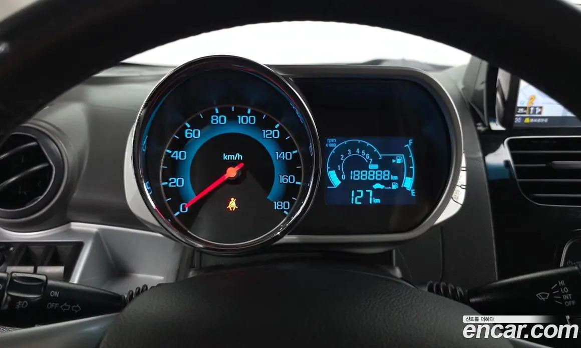 Chevrolet Spark 2014 1.0 автомат (гидро), фото 8