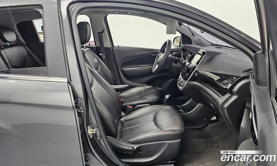Chevrolet Spark 2016 1.0 автомат (гидро), фото 17