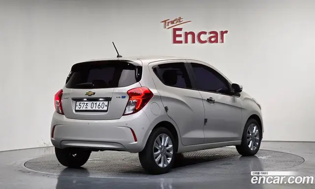 Chevrolet Spark 2016 1.0 автомат (гидро), миниатюра 2