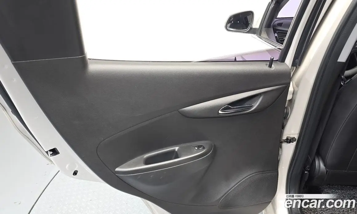 Chevrolet Spark 2016 1.0 автомат (гидро), фото 15
