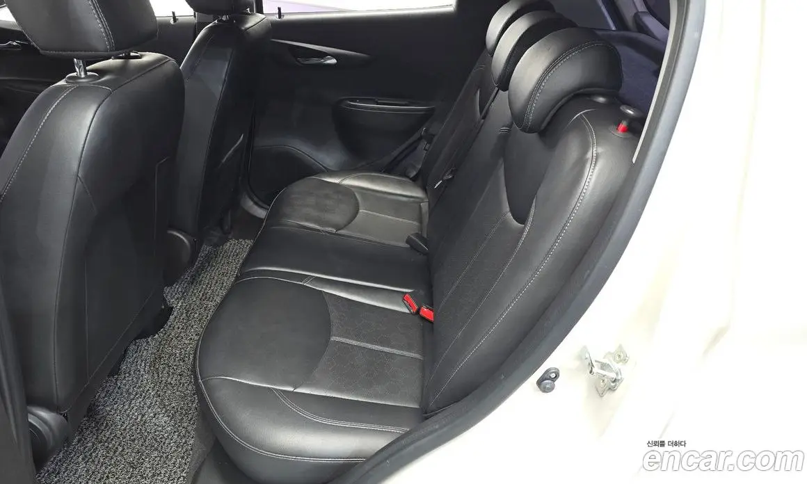 Chevrolet Spark 2016 1.0 автомат (гидро), фото 17