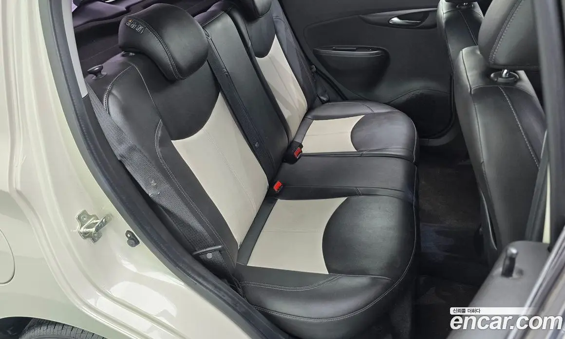Chevrolet Spark 2016 1.0 автомат (гидро), фото 17
