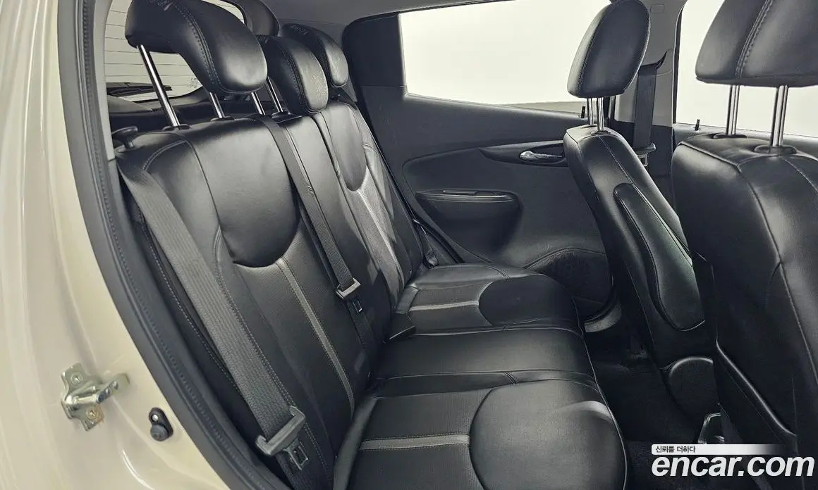 Chevrolet Spark 2019 1.0 автомат (гидро), фото 17 Chevrolet Spark 2019 1.0 автомат (гидро), фото 17