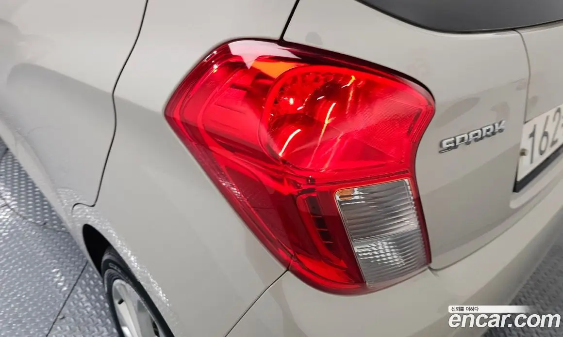 Chevrolet Spark 2019 1.0 автомат (гидро), фото 8 Chevrolet Spark 2019 1.0 автомат (гидро), фото 8