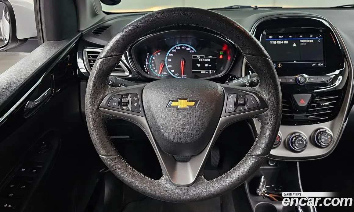 Chevrolet Spark 2022 1.0 автомат (гидро), фото 19